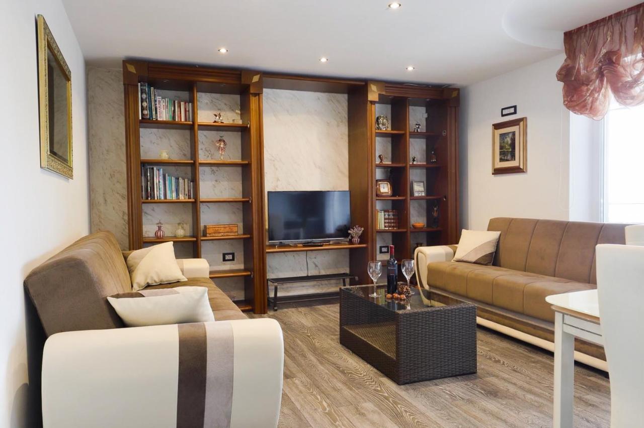 Apartments Villa Sofia Crveni Vrh Eksteriør billede