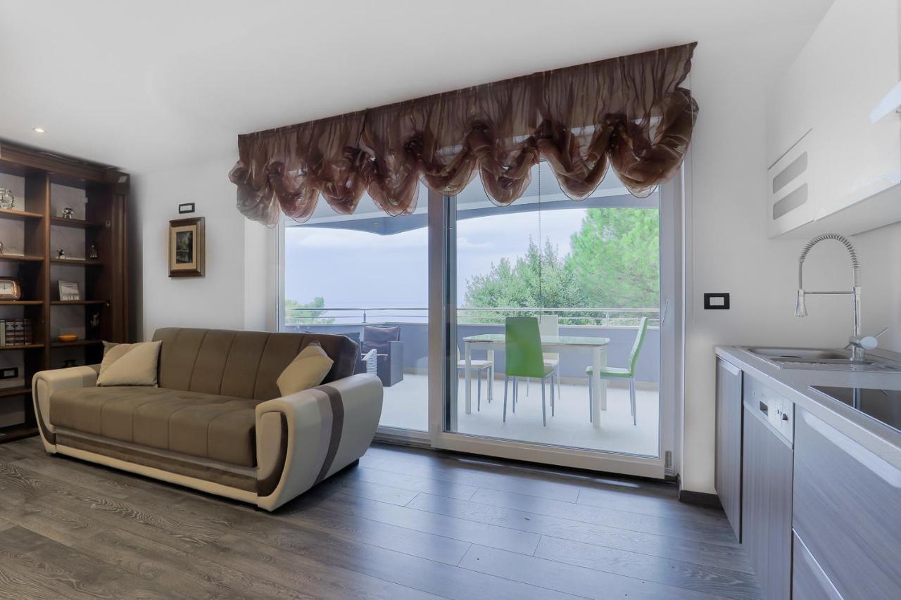 Apartments Villa Sofia Crveni Vrh Eksteriør billede