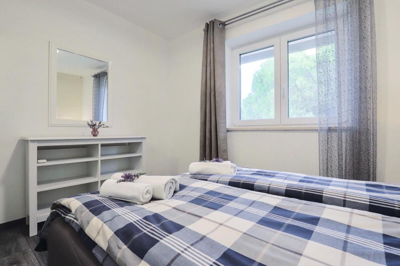 Apartments Villa Sofia Crveni Vrh Eksteriør billede